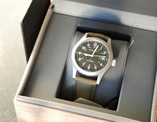 Load image into Gallery viewer, Hamilton Khaki Field, 38mm, Mechanical, H69439363 (In-Stock item)