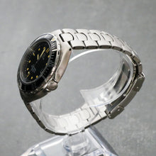 Load image into Gallery viewer, Omega Seamaster 200m (Pre-bond, vintage, Circa 1998), 36mm, Black Dial, Quartz
