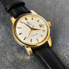 Load image into Gallery viewer, Vintage Omega Seamaster, 36mm, circa mid 1960's, Calibre 562

