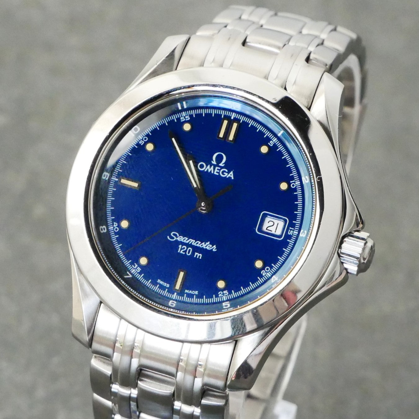Omega Seamaster (vintage), Blue dial, model 120m - 2511.80, 36mm, Quartz