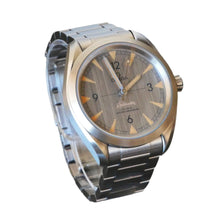 Load image into Gallery viewer, Omega, Railmaster, Silver dial, 40mm, Automatic Master Chronometer, 220.10.40.20.06.001 (In Stock Item)
