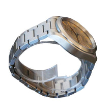 Load image into Gallery viewer, Omega, Railmaster, Silver dial, 40mm, Automatic Master Chronometer, 220.10.40.20.06.001 (In Stock Item)
