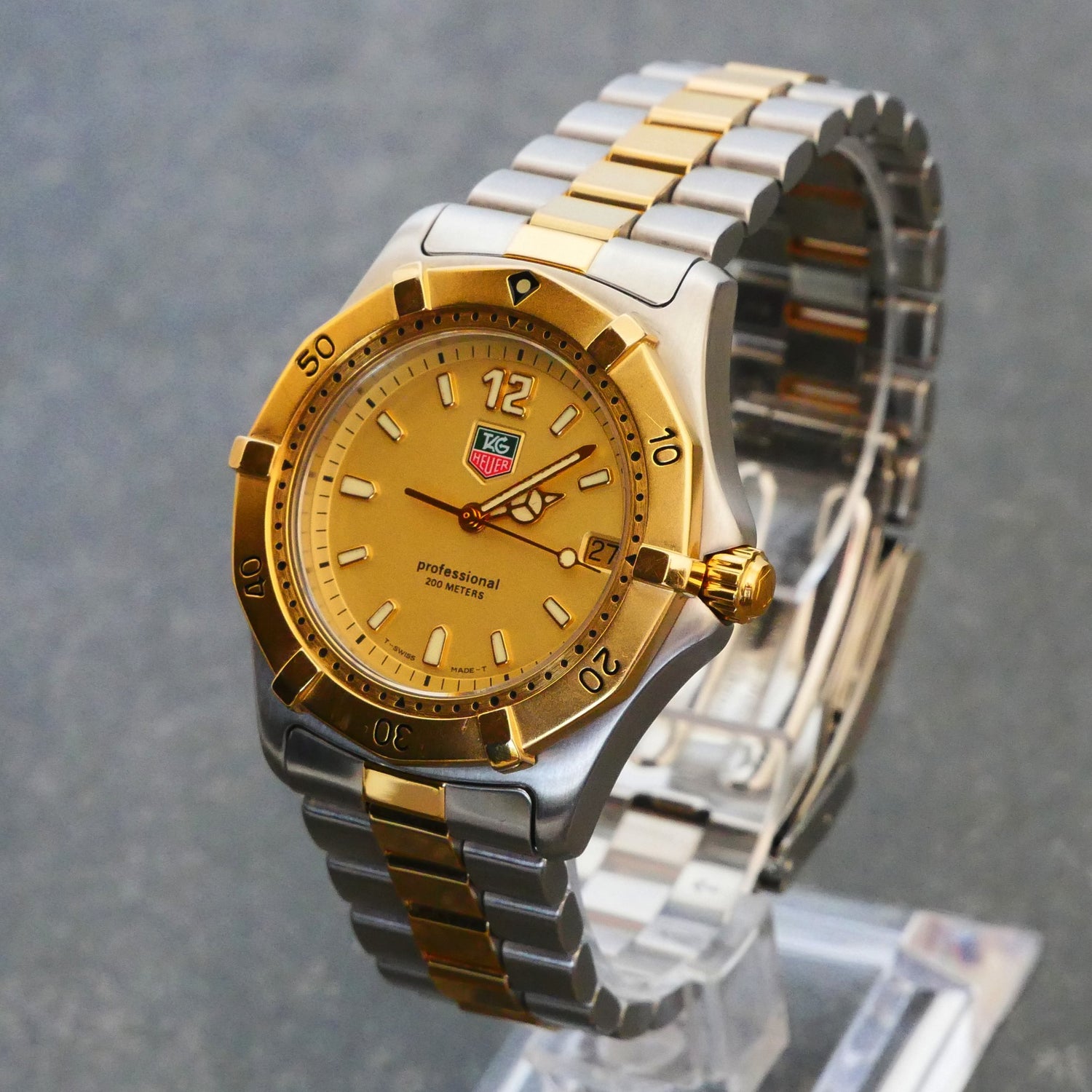 Tag Heuer 2000, Vintage, 2 tone gold and stainless steel, 38mm, Quartz.