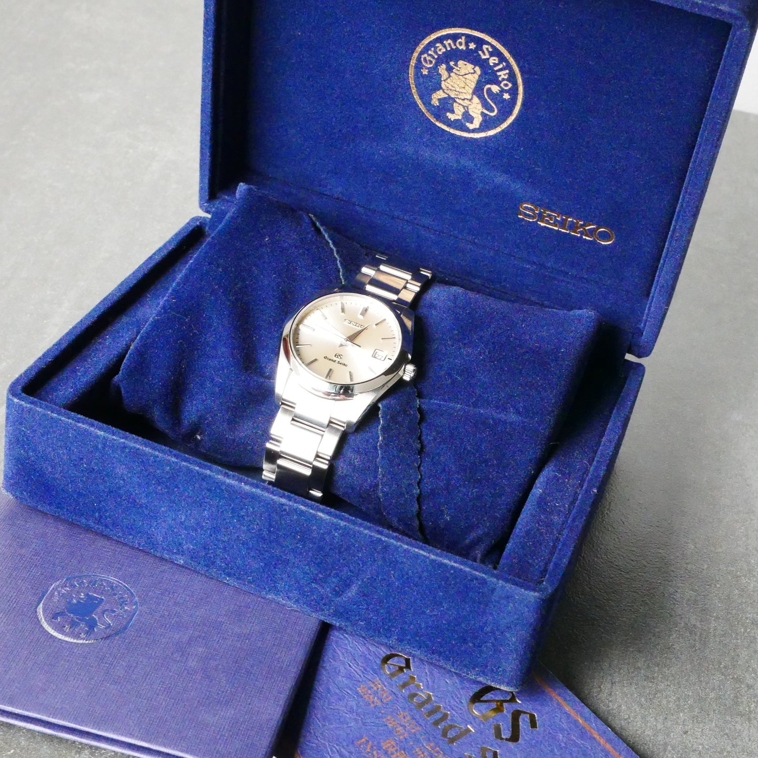 Grand Seiko, Heritage collection, 37mm, 9F62 Quartz movement, model - SBGX063