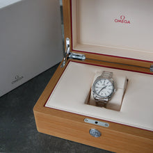 Load image into Gallery viewer, Omega Seamaster Aqua Terra, 38mm, Automatic Co-Axial Master Chronometer, 220.10.38.20.02.001 (In-stock item)
