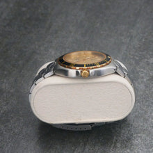 Load image into Gallery viewer, Vintage Omega Seamaster 200m 40mm (Jumbo) Champagne dial, excellent condition
